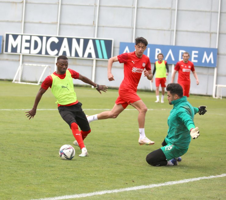 Sivasspor, Çaykur Rizespor maçı hazırlıklarını sürdürdü