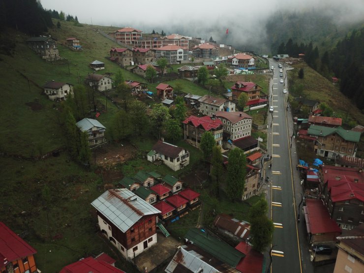 Bakan Kurum: Ayder'de inşaatlarımız bitme aşmasında