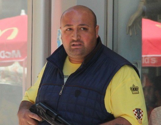 Cami bahçesinde cinayet