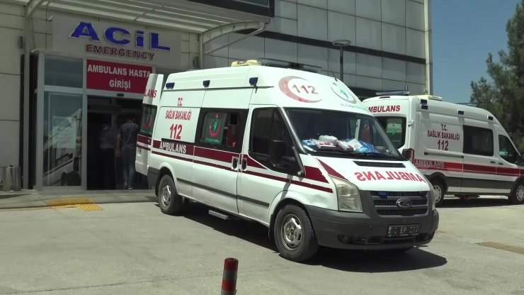 Damdan düşüp öldü