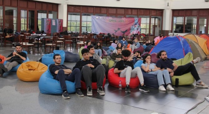 DPÜ’de Game Jam etkinliği