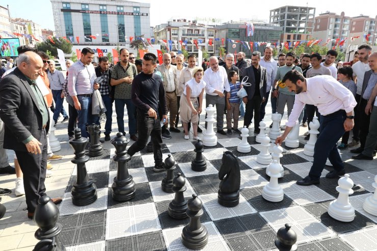 'Gençler, sosyal medyadan sosyal meydana iniyor' etkinliği Bağcılar'da yapıldı 