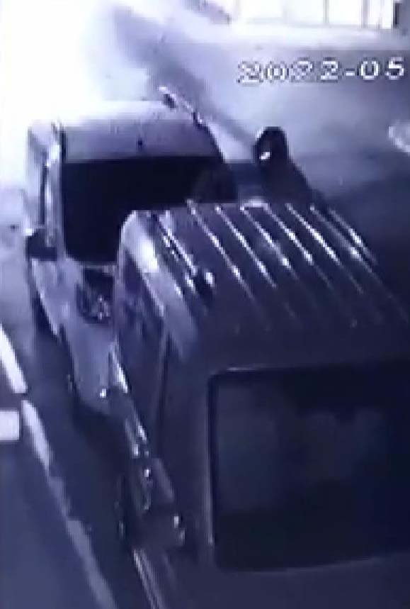 Husumetlisi olduğu kişinin aracını kundaklayan şüpheli yakalandı