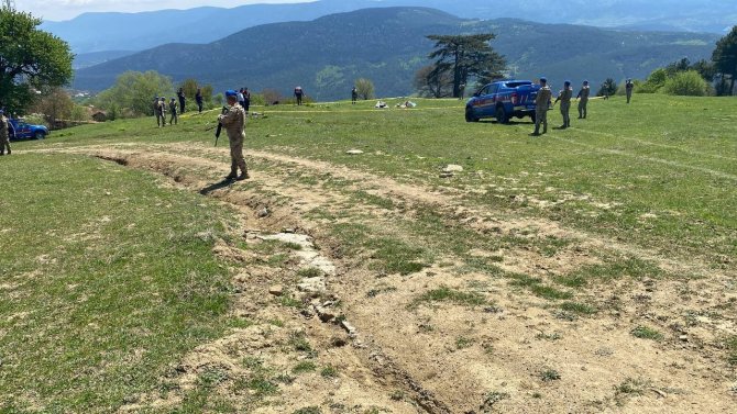 Husumetlisi olduğu şahsa kurşun yağdırdı: 1 yaralı