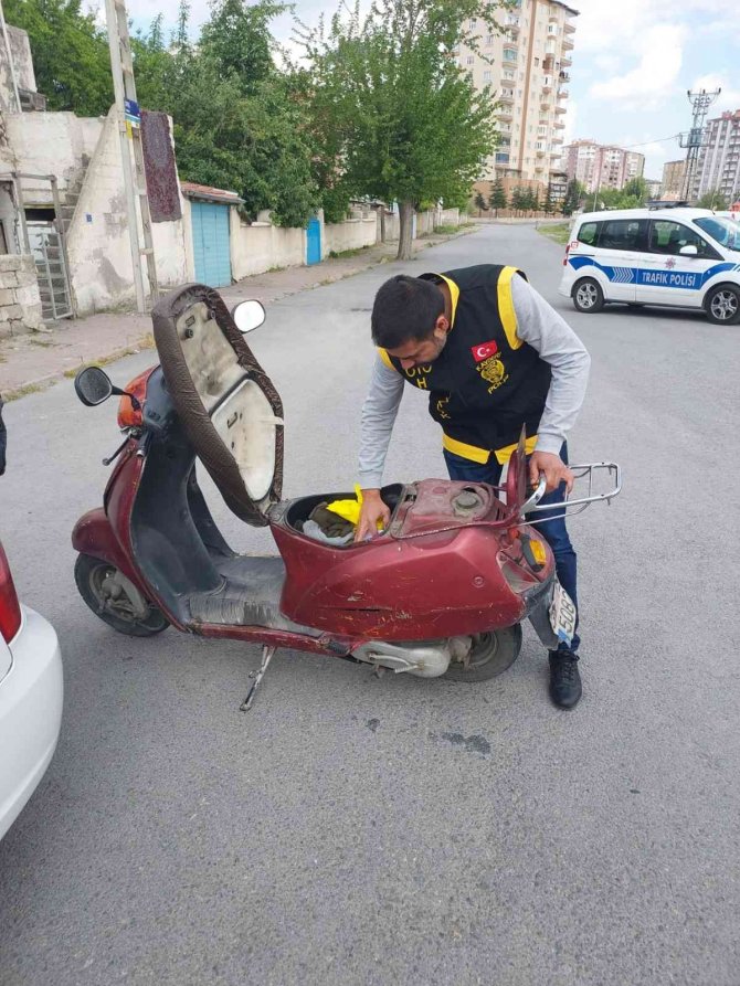 17 yıl önce çalınan motosiklet bulundu