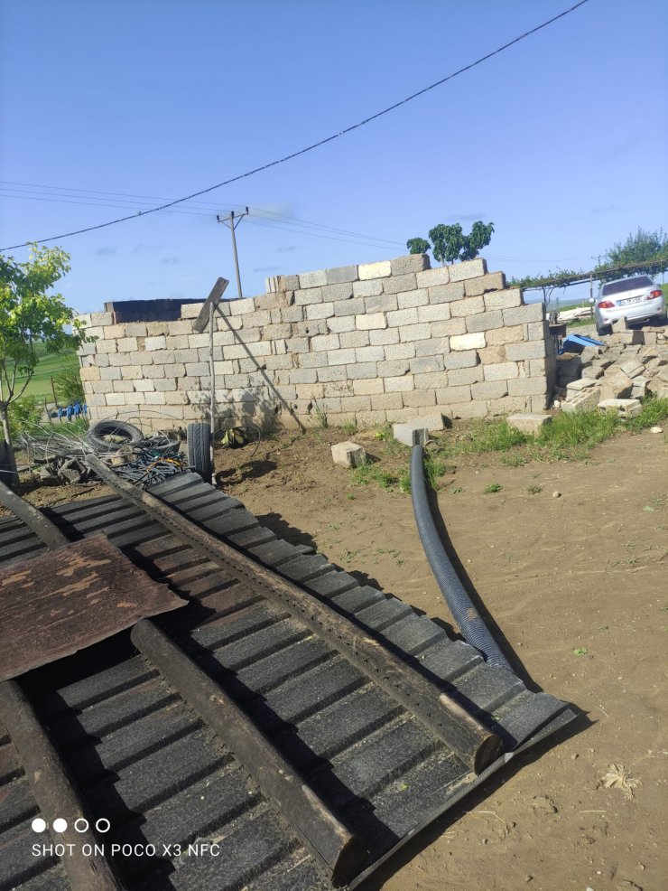 Batman'da sağanak ve dolu, ekili alanları vurdu