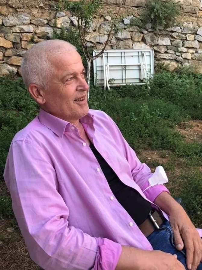 Bekçiyi ve amcasını vurdu ardından intihar etti