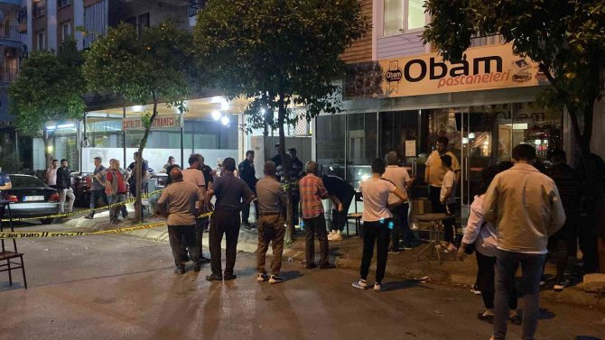 Genç evinde ölü bulundu