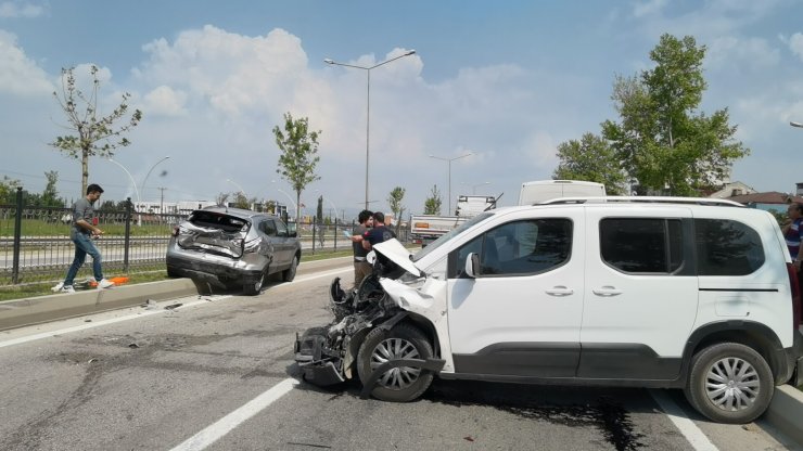 Kazada yaralandı, cipteki 40 kilo et bozulacak diye ambulansa binmedi
