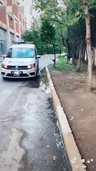 Polis otosuyla video çekti; sınır dışı edilecek