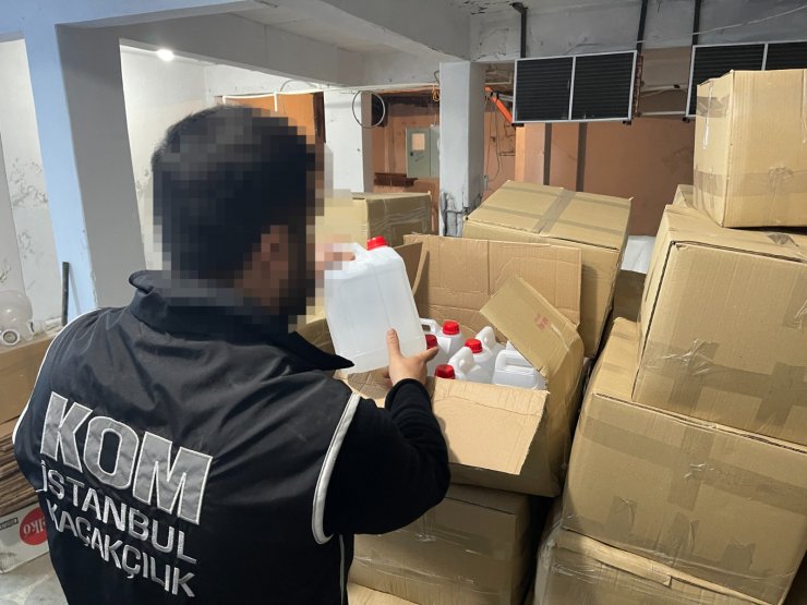 Sahte içki operasyonu 400 litre alkol ele geçirildi