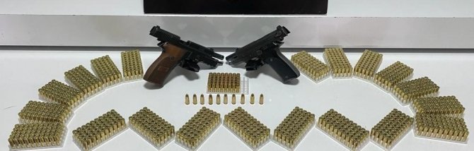 Silah kaçakçısından ele geçirilen çok sayıda fişek şaşırttı