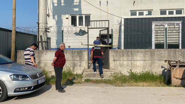 Tartıştığı yeğenini vurdu, 2 ruhsatsız tabancayla yakalandı