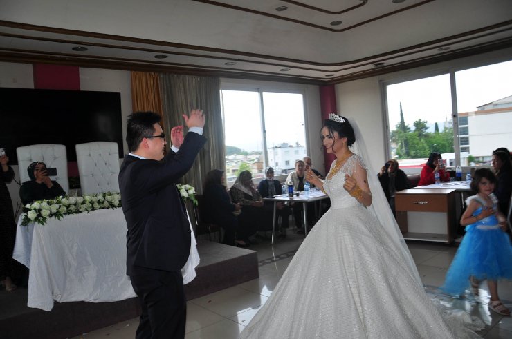Tayvanlı damat ile Türk gelinle evlendi