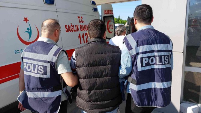 11 yıl 8 ay cezası bulunan şahıs kovalamaca sonucu uyuşturucuyla yakalandı