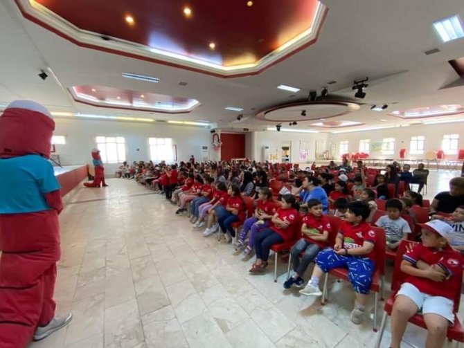 ’Böcek Şenliği’ düzenlendi