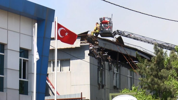 Fabrikadaki yangın söndürüldü