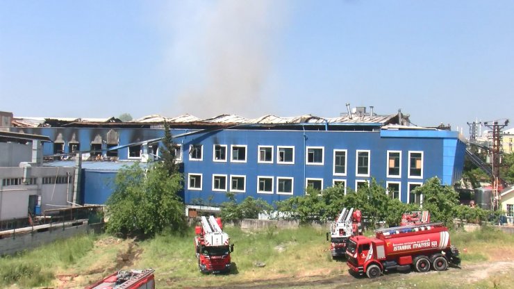 Fabrikadaki yangın söndürüldü