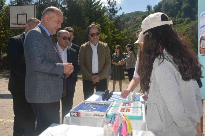 Öğrencilerin hazırladığı 22 proje görücüye çıktı