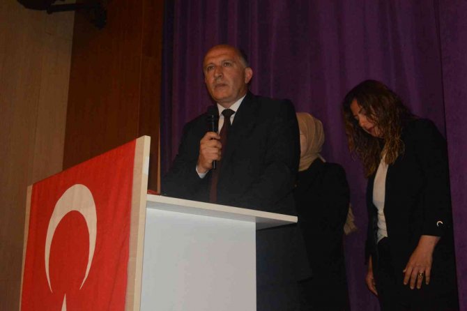 Özel çocuklardan ailelerine özel gösteri