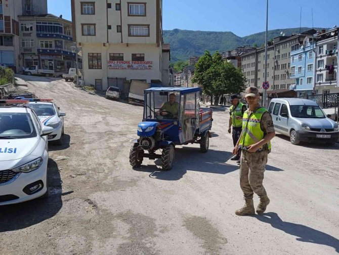 Tarım araçları denetlendi