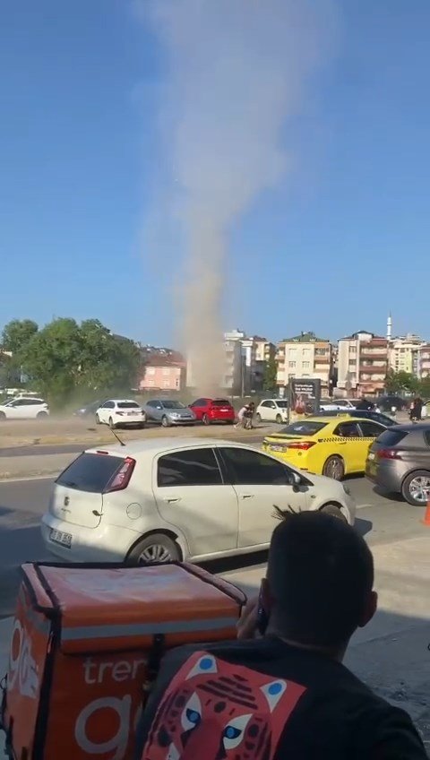 Ümraniye'de hortum paniği