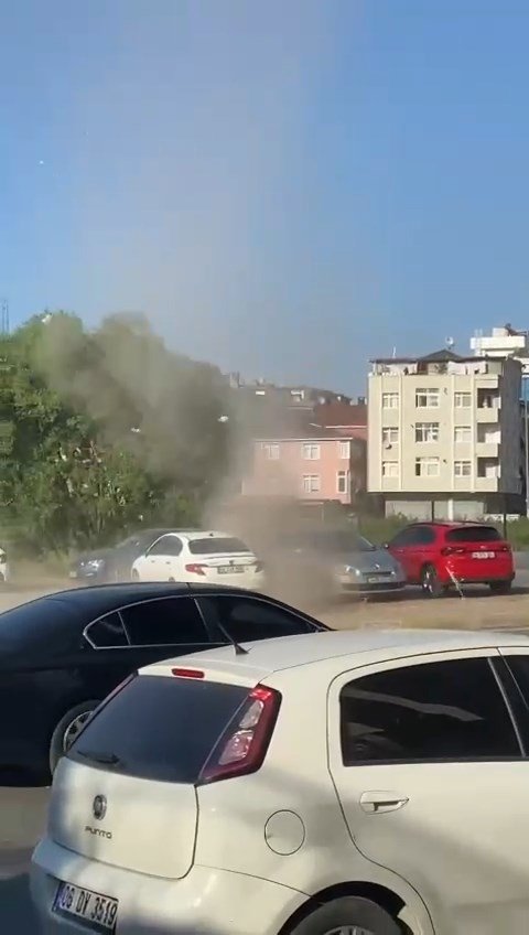 Ümraniye'de hortum paniği