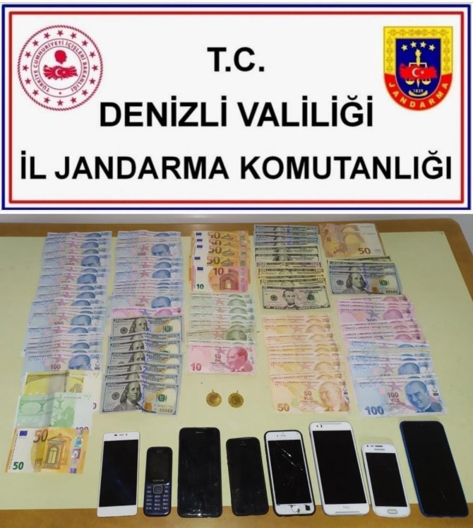 yaşlı kadını 38 yıldır dinlemeyen acısıyla kandırdı