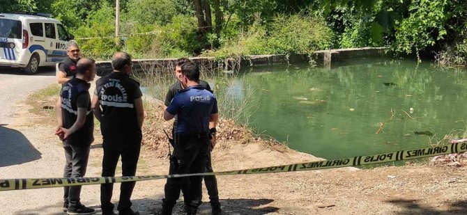 1 metrelik havuzda boğulan çocuk yaşama döndürüldü