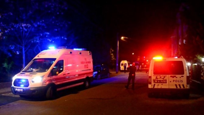 16 yaşındaki genç, arkadaşı tarafından bıçaklandı