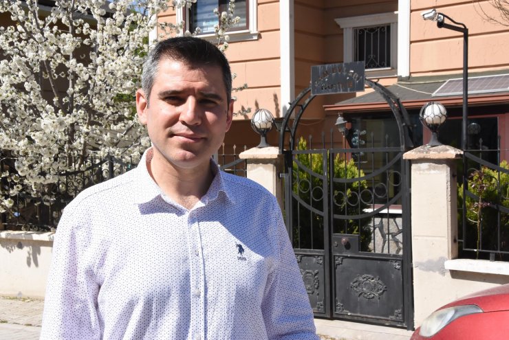 Evinde ürettiği elektriğin yüzde 70’ini satıyor