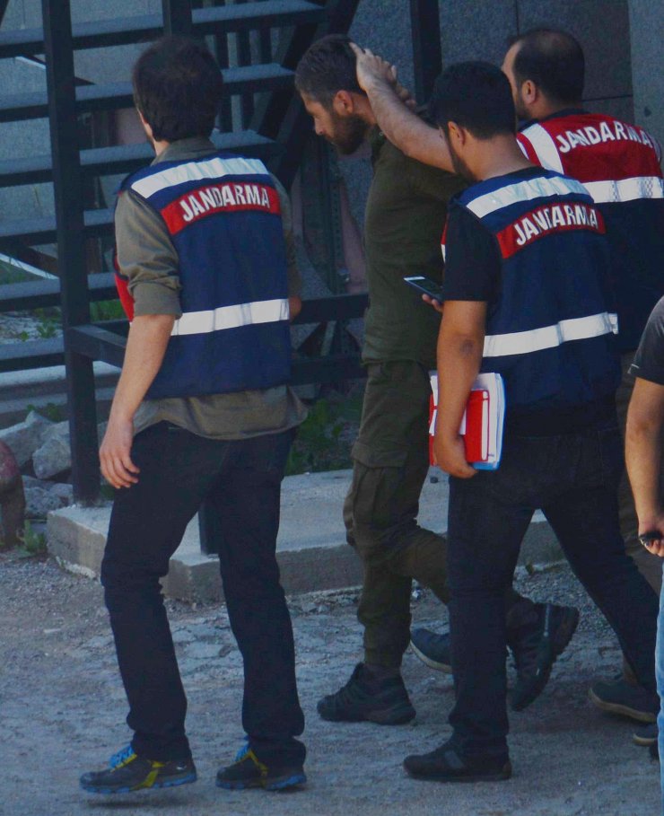 İstinaf, gri kategorideki PKK'lı terörist ile 6 sanığa verilen cezayı bozdu