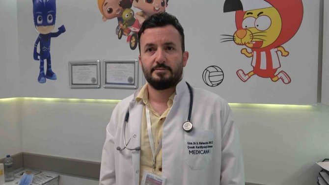 Kalbindeki deliği anjiyo ile giderildi