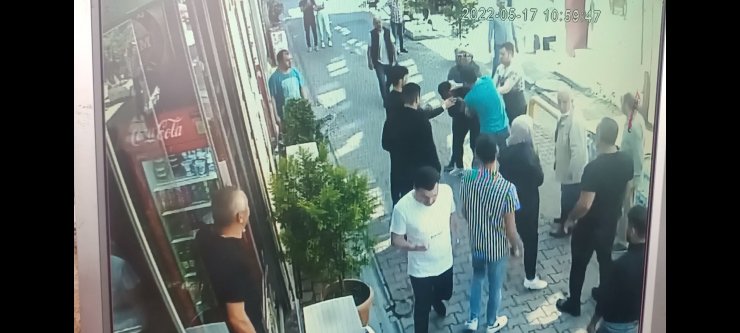 Kapkaç şüphelisine dayak