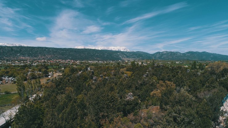 Leylekler Vadisi'nin konukları kuluçkaya yattı