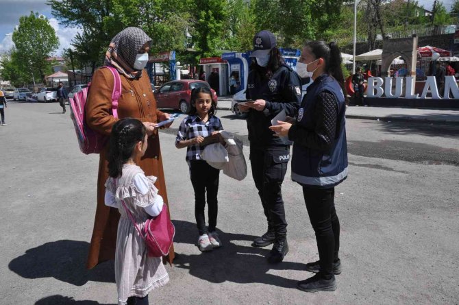 Polisten dolandırıcılık ve hırsızlığa karşı bilgilendirme