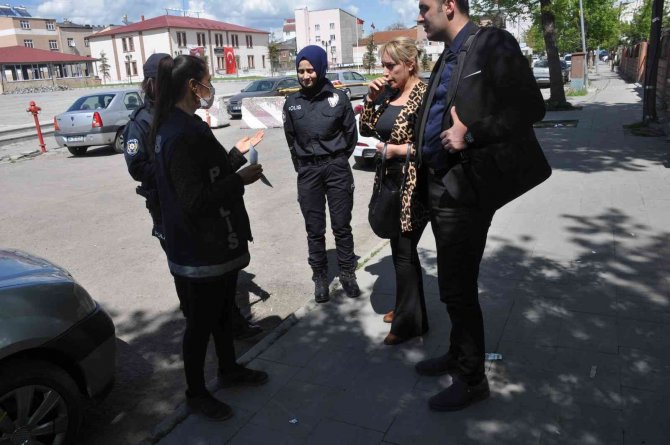 Polisten dolandırıcılık ve hırsızlığa karşı bilgilendirme