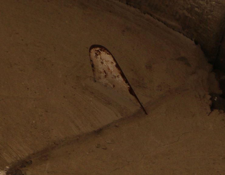 Tarihi medresenin eyvan kemerinde 'mala' unutuldu