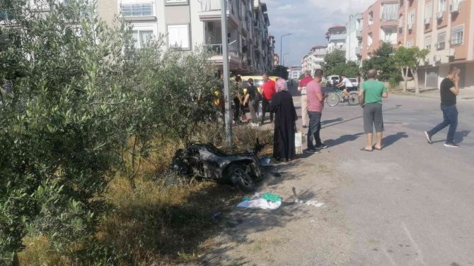 Ticari taksi motosiklete çarptı: 1 yaralı