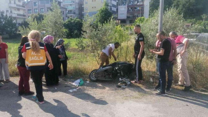 Ticari taksi motosiklete çarptı: 1 yaralı