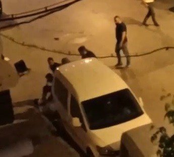 Yan bakma kavgasında ortalık savaş alanına döndü