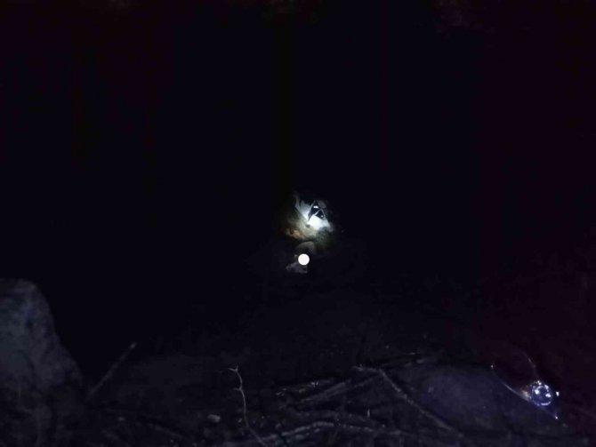 Yayla dönüş yolunda araç uçuruma yuvarlandı: 1 yaralı