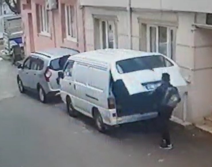 11 araçtan 247 bin liralık hırsızlığın şüphelisi yakalandı