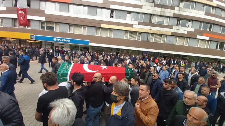 Almanya'da ringde ölen boksör, memleketinde son yolcuğuna uğurlandı