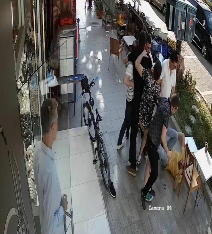 Doktora, ‘güvenlik kamerası’ tartışmasında darp