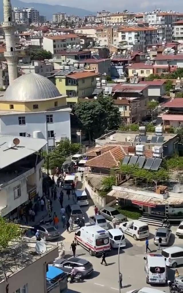 Hatay'da iki aile arasında silahlı kavga: 15 yaralı