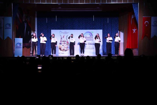 İşaret dili ile tiyatro