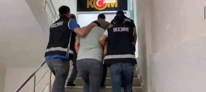 Ses sistemi içerisinde 267 adet cep telefonu ele geçirildi