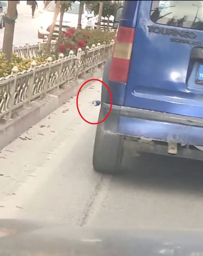 Yola çöp atan sürücüye 196 TL ceza