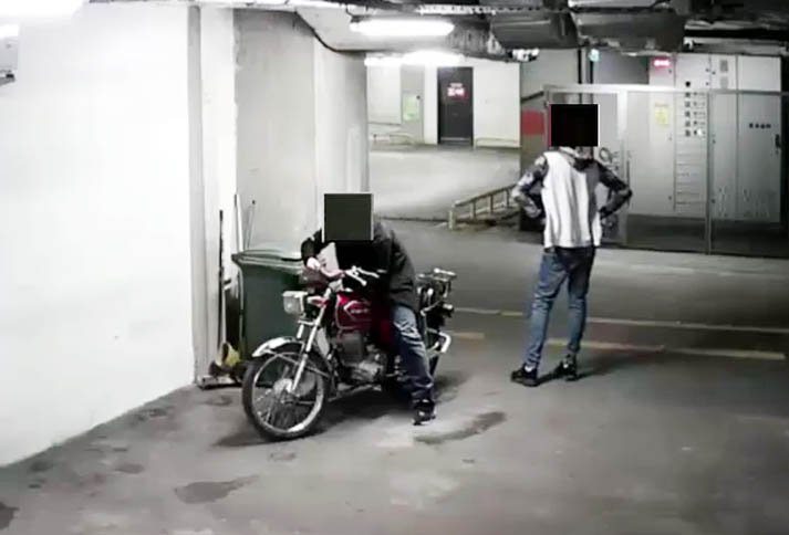 AVM otoparkından motosiklet hırsızlığına 2 tutuklama